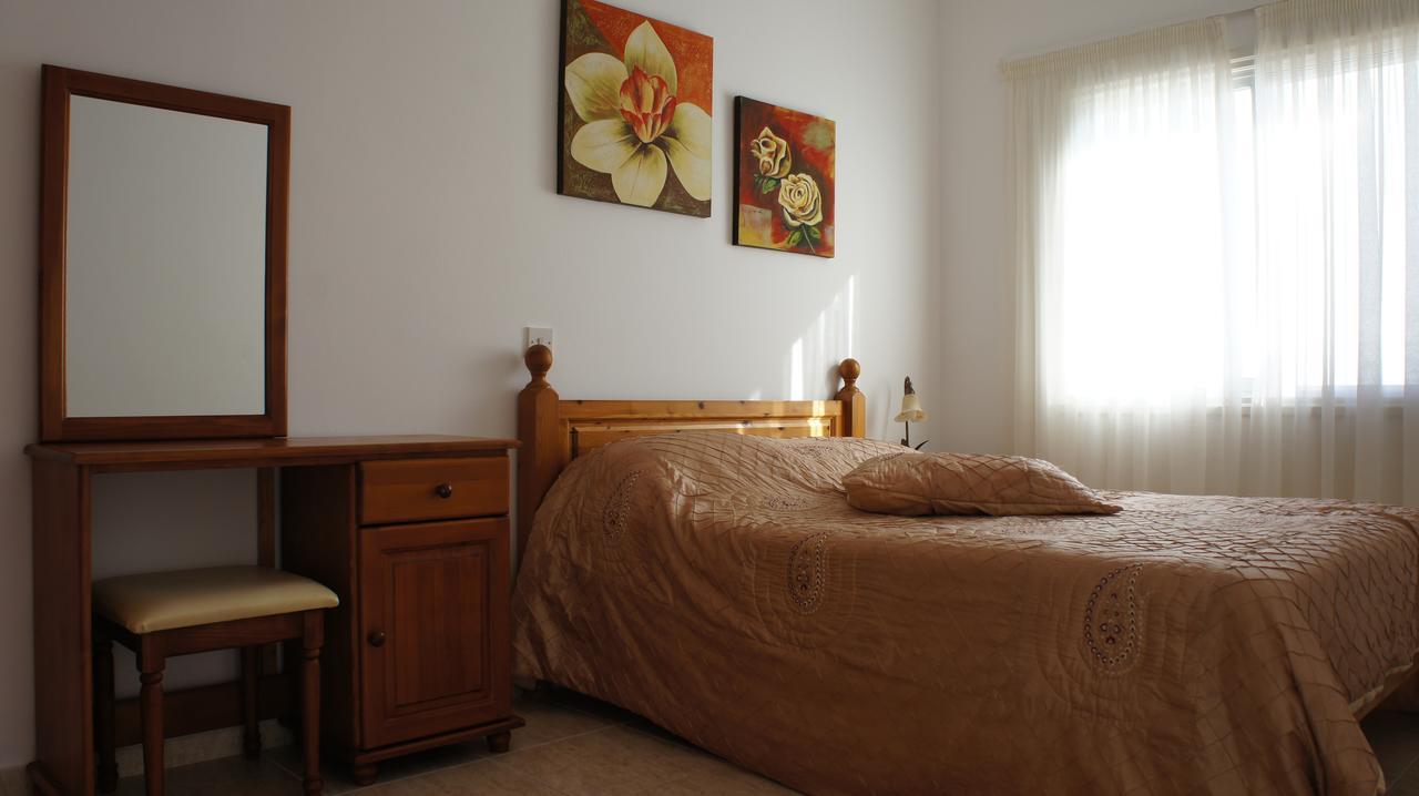 Limnaria Westpark 129 Apartment Пафос Екстериор снимка