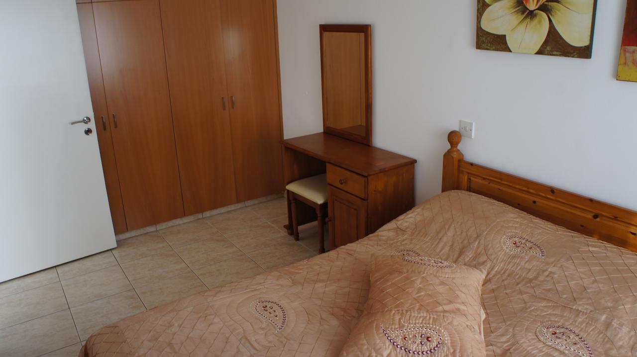 Limnaria Westpark 129 Apartment Пафос Екстериор снимка